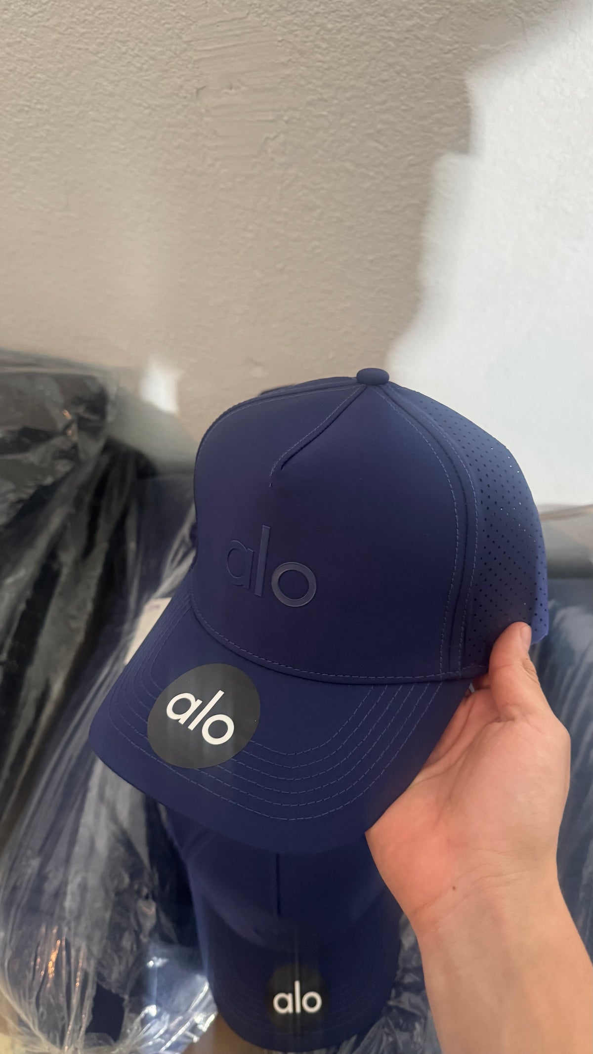 LOTE 5 GORRAS ALO